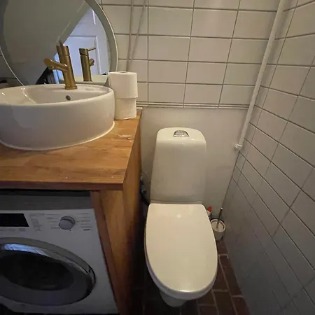 Homestay Cozy Center Chambers With Kitchen And Garden *