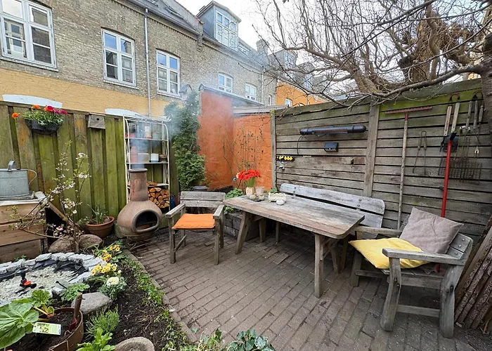 Alloggio in famiglia Cozy Center Chambers With Kitchen And Garden *